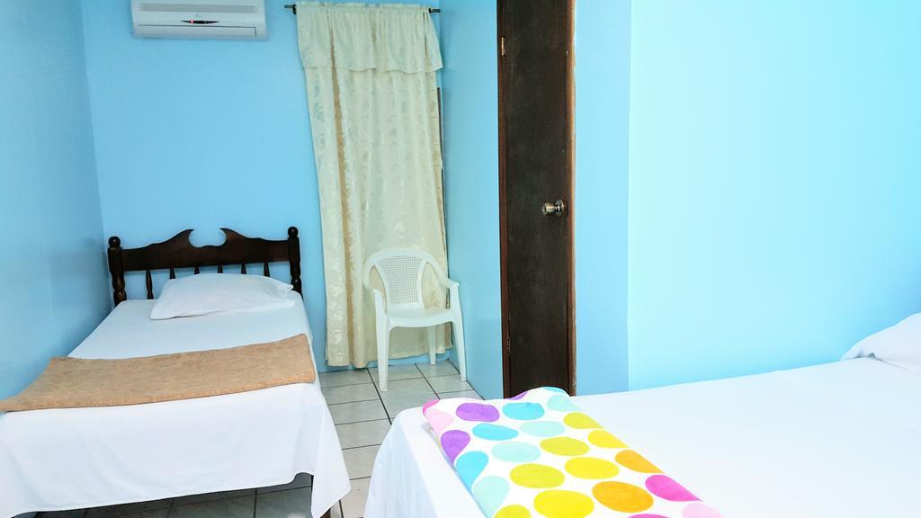 Sea Breeze Guest House Belize City Exteriér fotografie